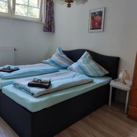 Apartament Fewo 1 Im Geschenkehaus *